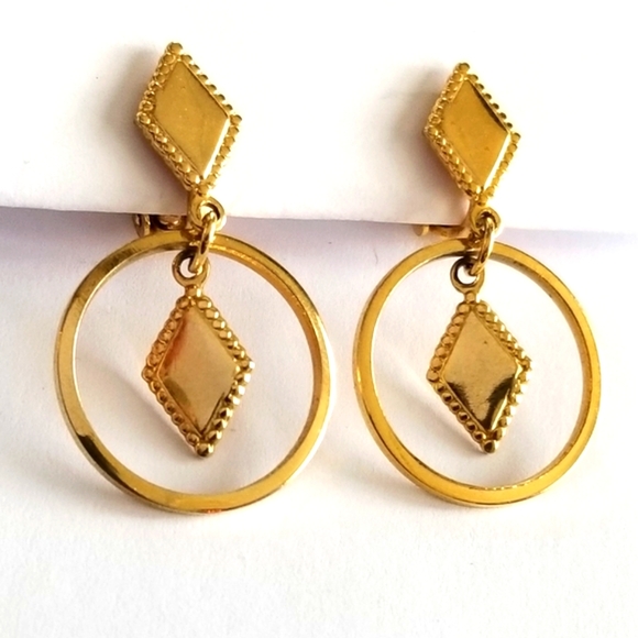 Vintage Jewelry - Vintage clip on earrings two diamond shapes and hoops gold tone